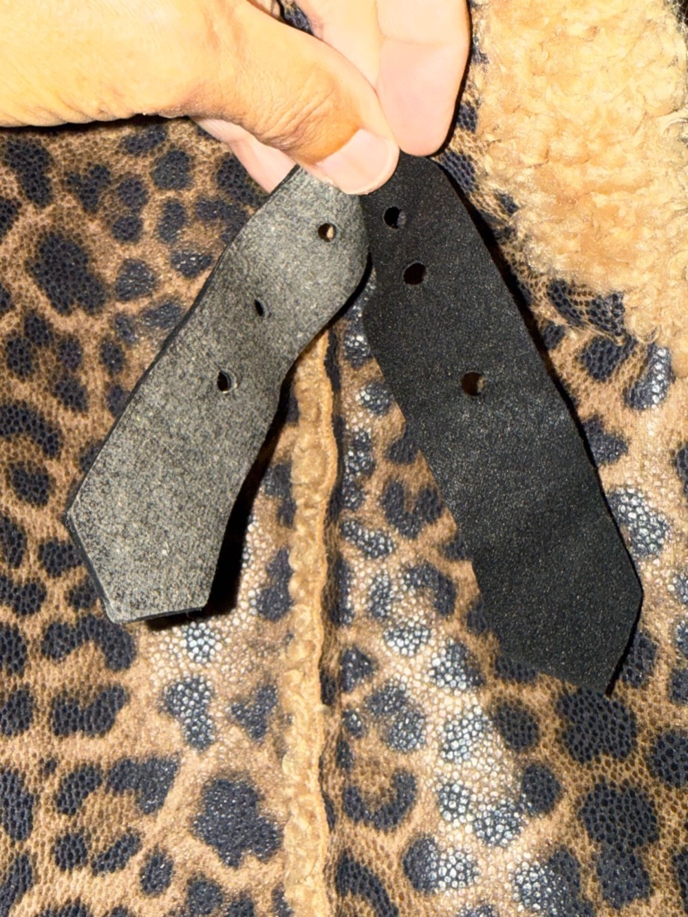 BlankNYC Small S Blank NYC leopard bonded leopard print shearling moto jacket - Picture 8 of 10